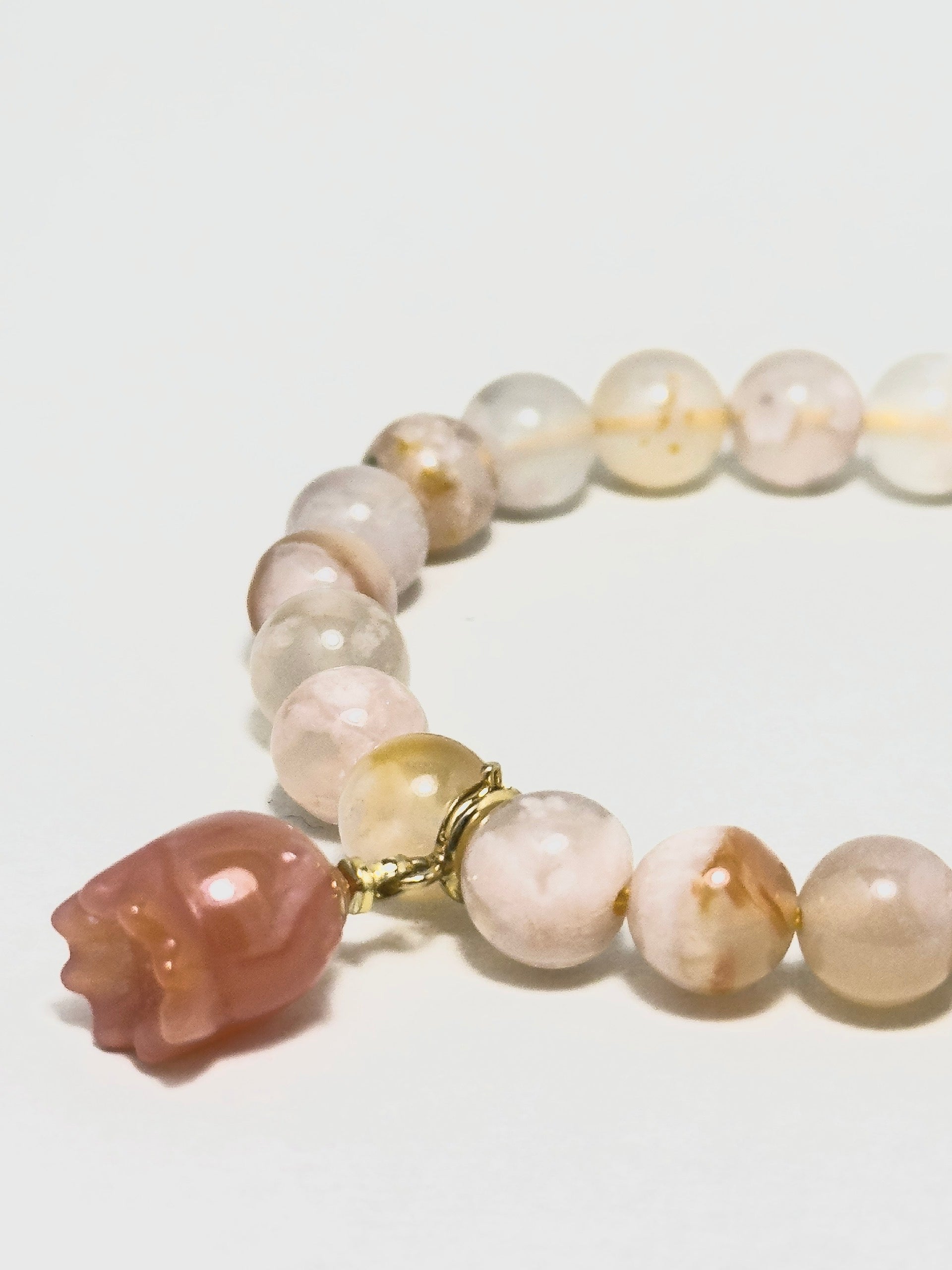 Full Cherry Blossom Agate bracelet with soft pink tones