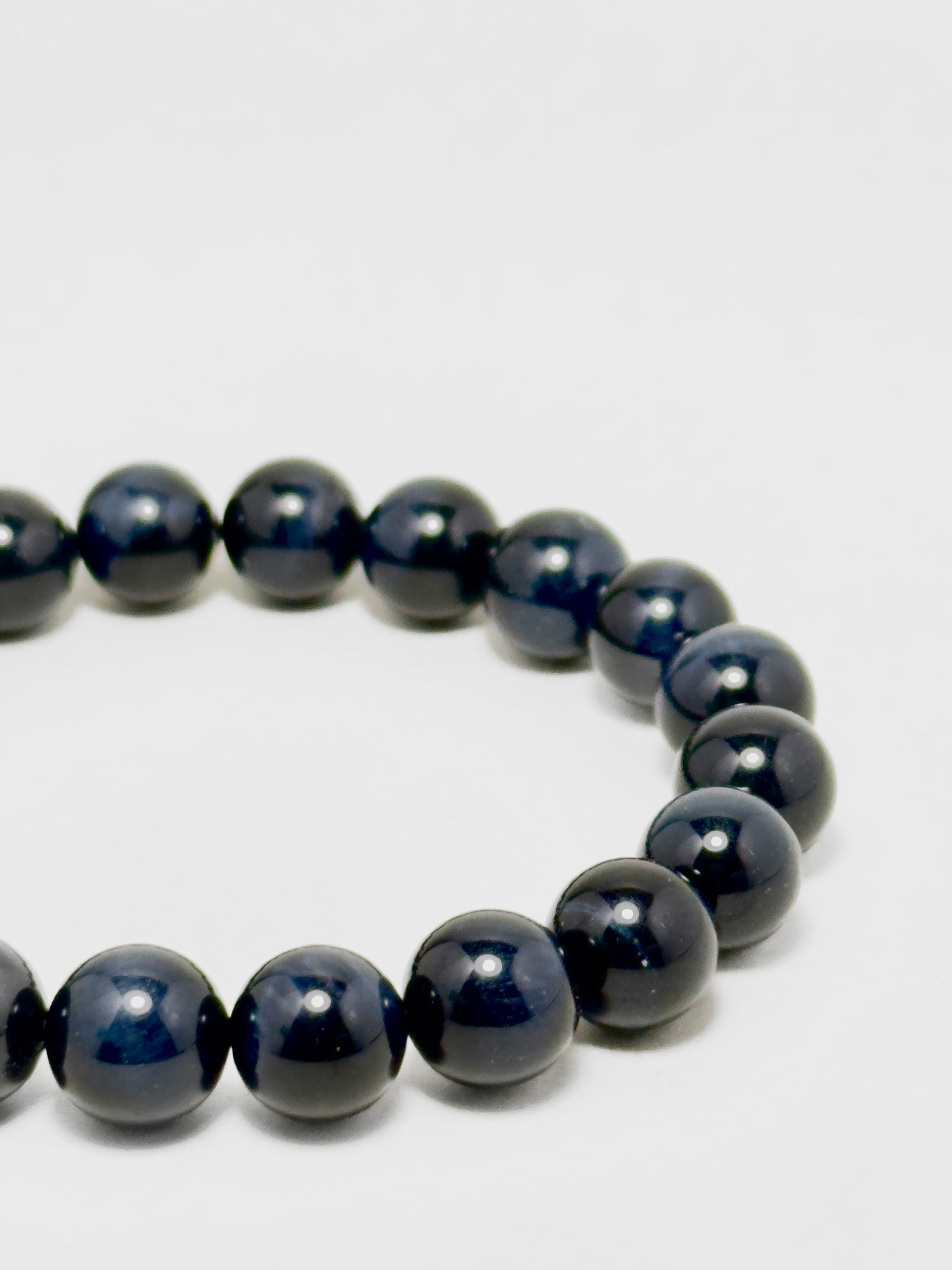 Universal bracelet made with blue tiger’s eye 8mm beads